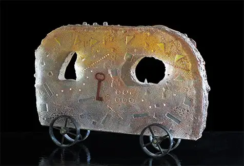 Journey, glassculptuur van Jan Hooghiemstra, 42 × 62 × 11 cm