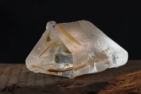 Wâldhuske, sandcasting van Jan Hooghiemstra, 6 × 8 × 10 cm